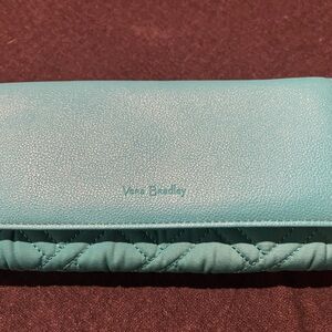 Vera Bradley Trifold Quilted Clutch Wallet Teal Snap